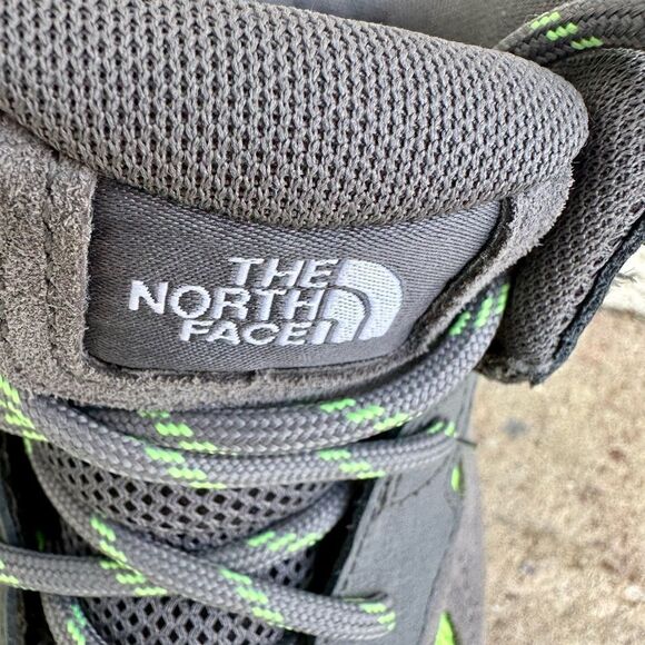 The North Face Junior Hedgehog Hiker II Mid boot. - Picture 3 of 7